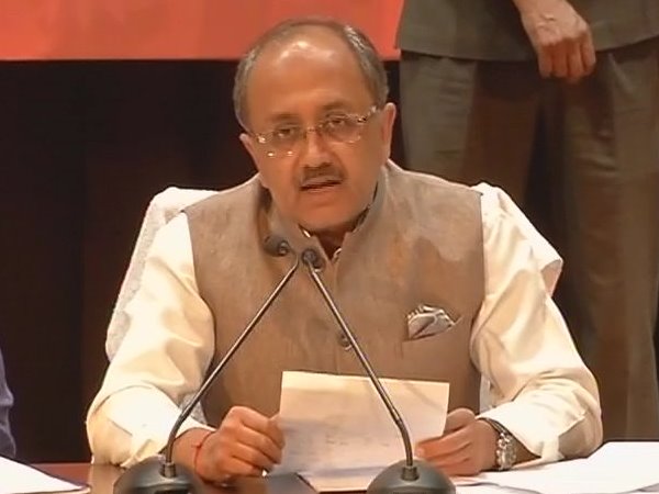 विपक्ष पर बरसे सिद्धार्थ नाथ सिंह