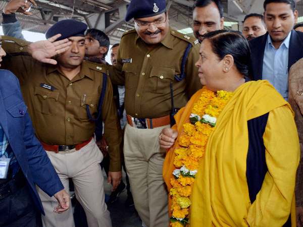 मुख्‍यमंत्री पद से दिया इस्‍तीफा