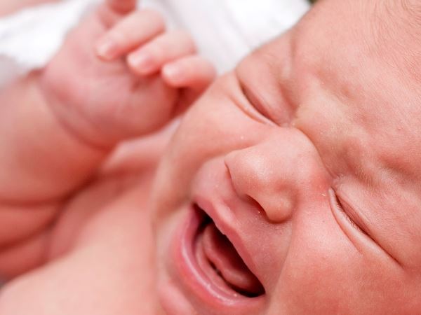 ज्योतिष शास्त्र में कई अन्य उपाय बताए गए हैं जिन्हें श्रद्धापूर्वक करके पितृदोष से मुक्ति संभव है: 