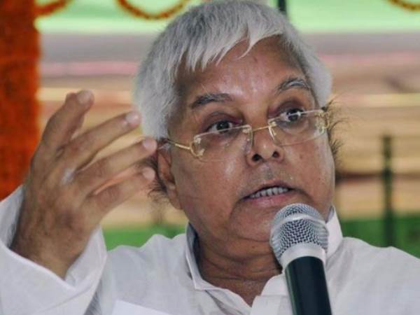 'मोदी के कंट्रोल में है सीबीआई'