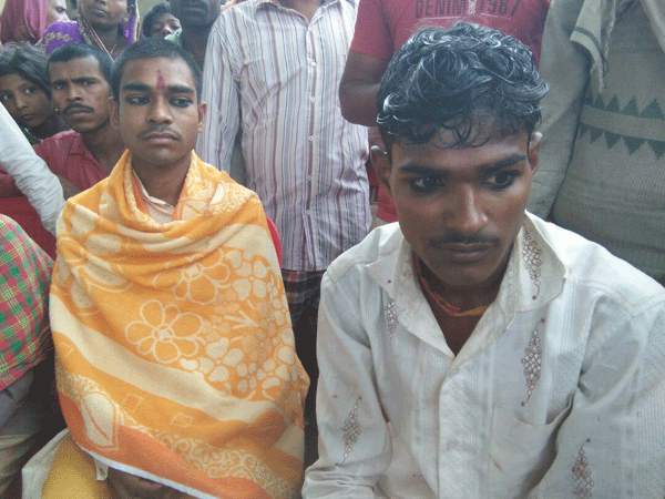 लड़के वालों ने नहीं किया डीजे का इंतजाम लड़के वालों ने नहीं किया डीजे का इंतजाम