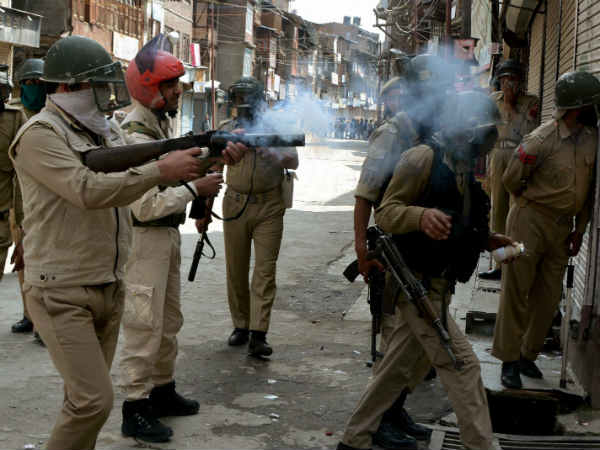 राज्‍य के शिक्षा मंत्री भड़के माधव पर 