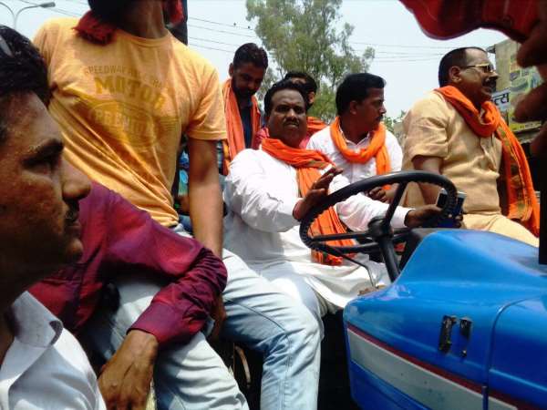 बीजेपी नेता का करीबी है दूसरा पक्ष