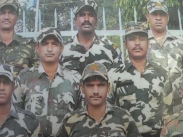 बेटे पर है मां को गर्व, कहा 5 नक्सलियों को मार गिराया