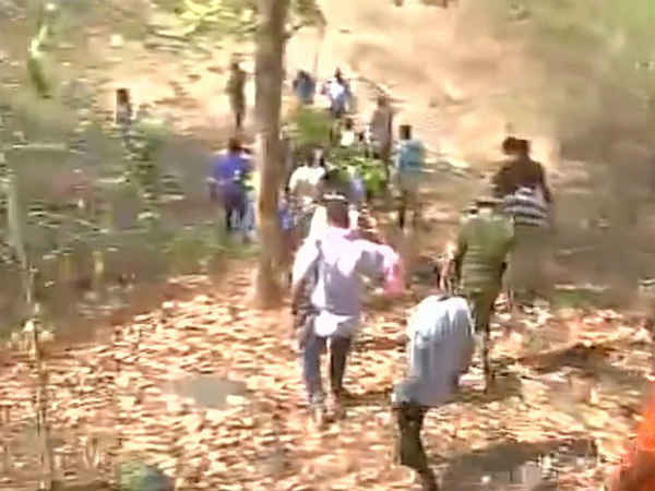 गश्‍त पर थे जवान