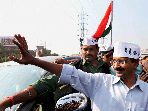 दिल्ली के मंत्री ने भी उठाया सवाल