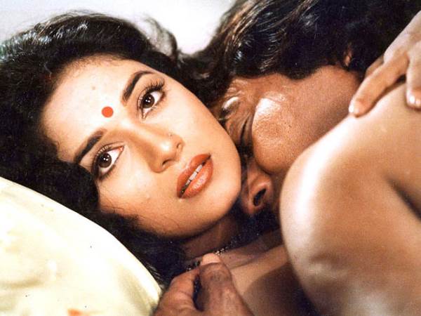 किस सीन भी बना था चर्चा