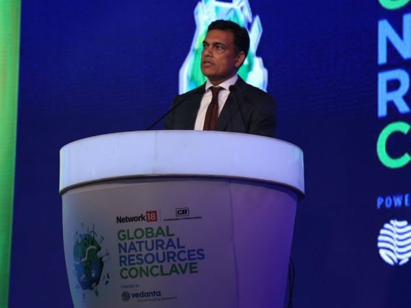 14,700 करोड़ का ग्रुप 