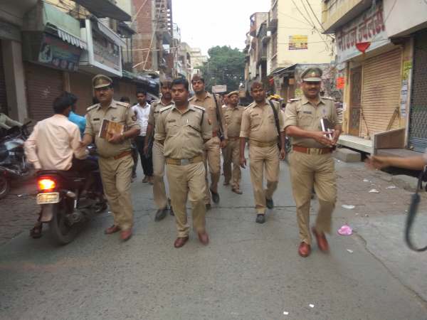 बंद हो गए बाजार