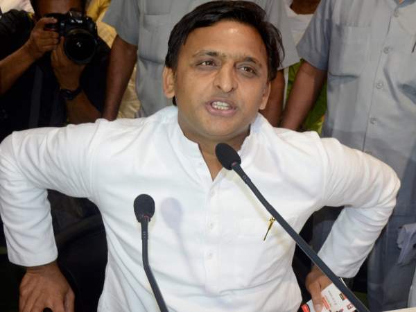 यूपी के पूर्व सीएम अखिलेश के खास प्रोजेक्ट में लगी भयंकर आग