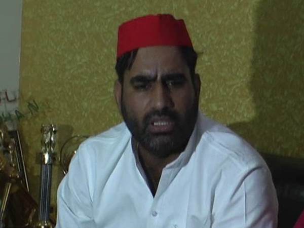 योगी राज से तंग सपा की जिला पंचायत अध्यक्ष सीमा का इस्तीफा योगी राज से तंग सपा की जिला पंचायत अध्यक्ष सीमा का इस्तीफा