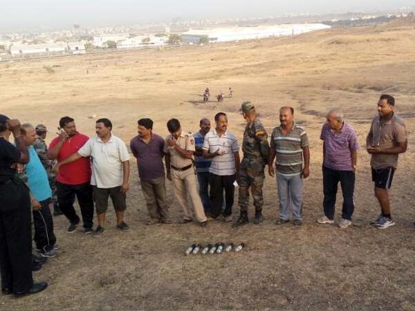 पुणे के सेना परिसर में पाए गए 8 बम, मचा हड़कंप