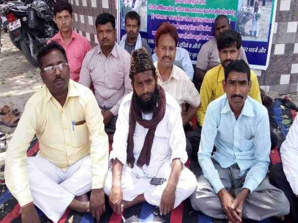 शाहजहांपुर: गाय की मौत पर गुस्सा हुए 'मोहम्मद', गौशाला में हफ्ते भर के अंदर पांच गायों की मौत