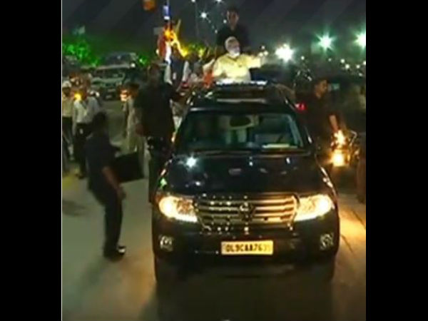  PM Narendra Modi Surat Road Show live Update