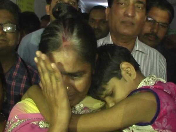 अब लखनऊ होगा 'मोगली गर्ल' का नया घर, नम आंखों से दी लोगों ने विदाई 