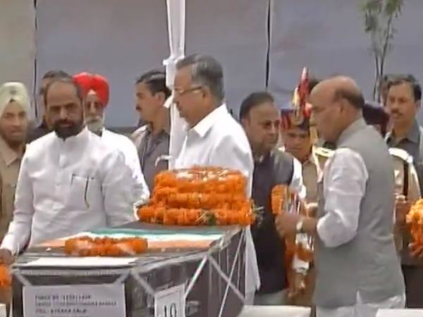 गृहमंत्री राजनाथ सिंह बोले- विकास से बौखलाए हैं नक्सली, सुकमा हमला हमारे लिए है चुनौती