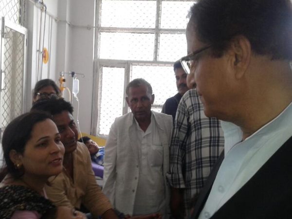 रामपुर: राज्यरानी एक्सप्रेस की दुर्घटना पर IG का बड़ा सवाल, क्या पहले से ही रखा था मौत को ढक कर! रामपुर: राज्यरानी एक्सप्रेस की दुर्घटना पर IG का बड़ा सवाल, क्या पहले से ही रखा था मौत को ढक कर!