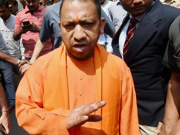 योगीराज:इलाहाबाद में अवैध खनन में पूरी पुलिस चौकी ही सस्पेंड योगीराज:इलाहाबाद में अवैध खनन में पूरी पुलिस चौकी ही सस्पेंड