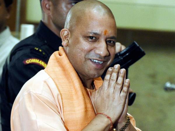 योगीराज में स्कूलों पर छापेमारी, कई शिक्षक निलंबित,रोका वेतन योगीराज में स्कूलों पर छापेमारी, कई शिक्षक निलंबित,रोका वेतन