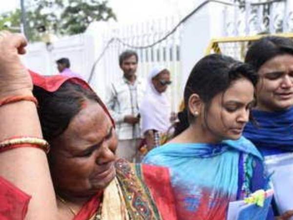 लखनऊ कोर्ट ने गायत्री प्रजापति को भेजा जेल