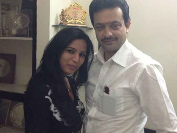 30 अप्रैल को आयुषी से हुई भय्यू महाराज की दूसरी शादी