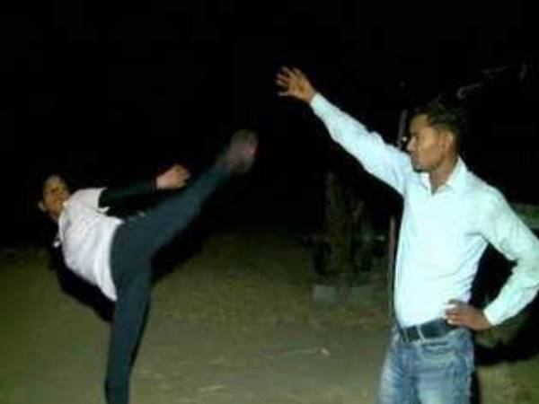 कजाकिस्तान जाने के लिए पैसे नहीं थे