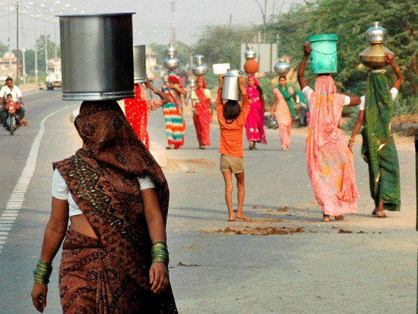 50,000 गांवों में पानी की कमी को खत्म करना