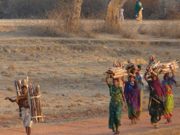 ग्रामीण सड़कों का निर्माण तेजी के साथ