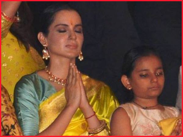 ट्रेडिशनल अंदाज में किया गंगा का पूजन