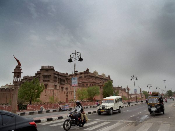 लेकिन अल नीनो बन सकता है बाधक