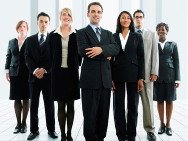 8- अपने पुराने साथियों या सीनियर लोगों से बात करें