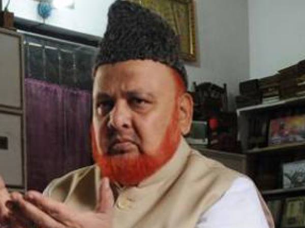 मस्जिदों के सामने जय श्री राम का नारा लगाने वालों को बताया हिजड़ा