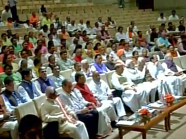 अमित शाह ने बनाया ब्लू प्रिंट