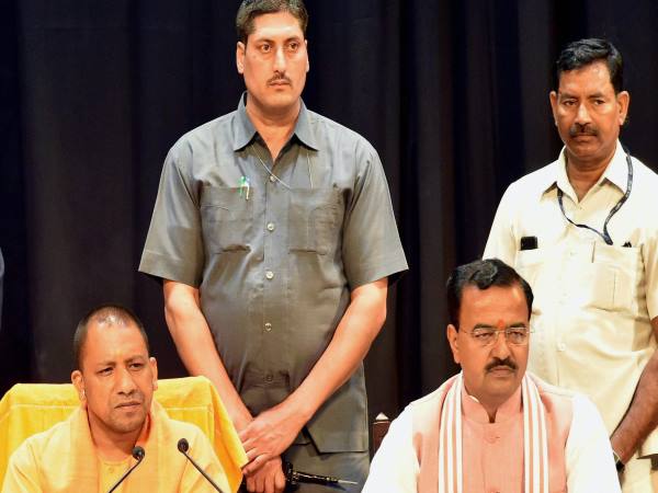 CM- डिप्टीCM रहते हुए सांसद क्यों हैं योगी और केशव?