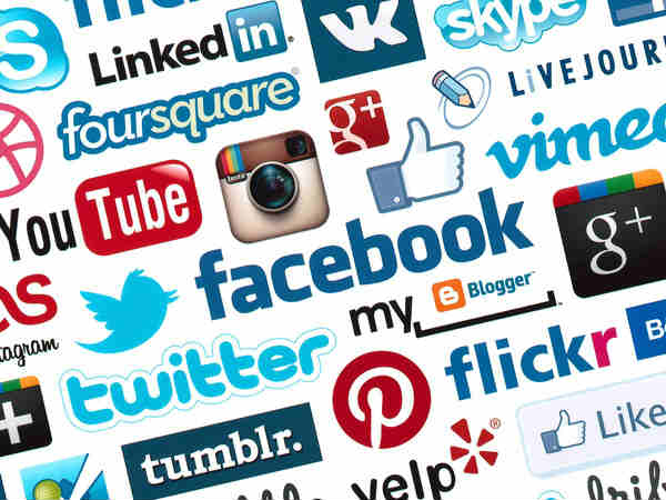 घाटी में 22 साइट्स बैन 