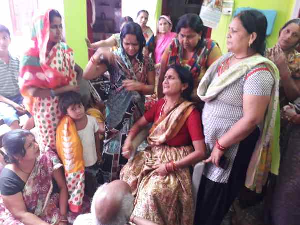 कर्नाटक में थी पोस्टिंग