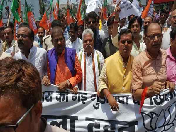 विरोध प्रदर्शन से पटना शहर में लगा भीषण जाम