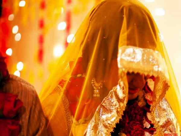 सास-ससुर ने पकड़ा रंगों हाथ