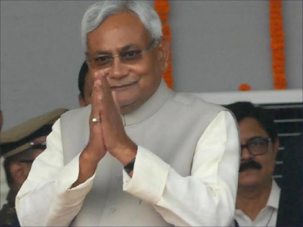 नीतीश के कदम डगमगाए तो मुश्किल में पड़ जाएगी बीजेपी 