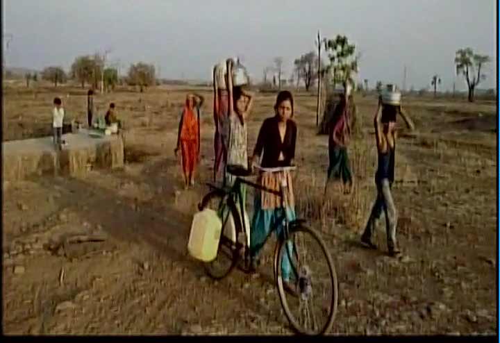 इस गांव में नहीं होती लोगों की शादियां 
