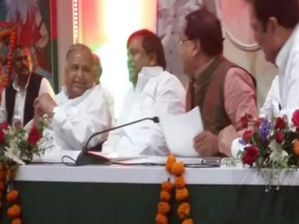 गायत्री प्रजापति नहीं आएंगे जेल से बाहर, चहेते ही जाएंगे अंदर!