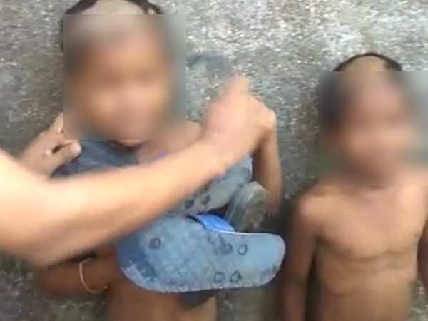 बच्चों के साथ बदसलूकी, मारपीट