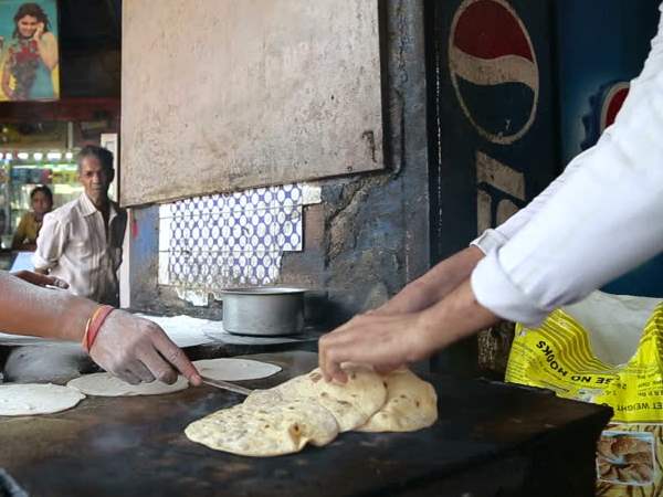 छोटे स्तर पर किया था शुरू छोटे स्तर पर किया था शुरू