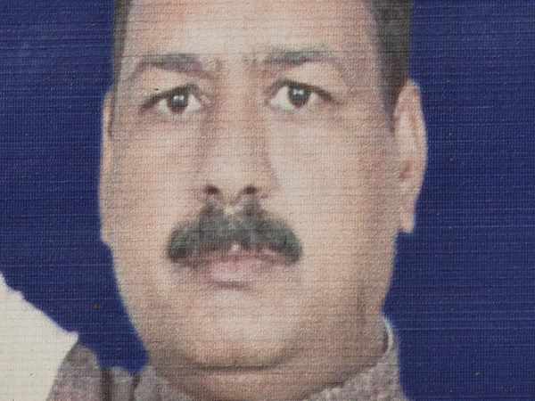 भीड़ ने लगाए 'मार दो, मार दो' के नारे