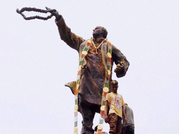 नहीं मिली खुफिया मदद