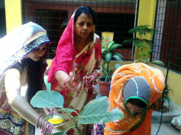 ऐसे करें वट सावित्री व्रत 