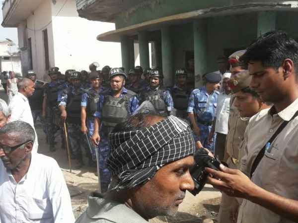 सेना के जवानों को किया तैनात सेना के जवानों को किया तैनात