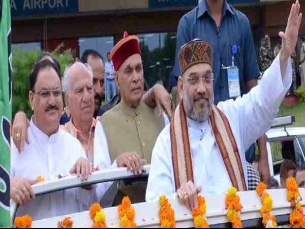 गुजरात के बाद अब हिमाचल के कांग्रेस विधायकों पर BJP की नजर गुजरात के बाद अब हिमाचल के कांग्रेस विधायकों पर BJP की नजर