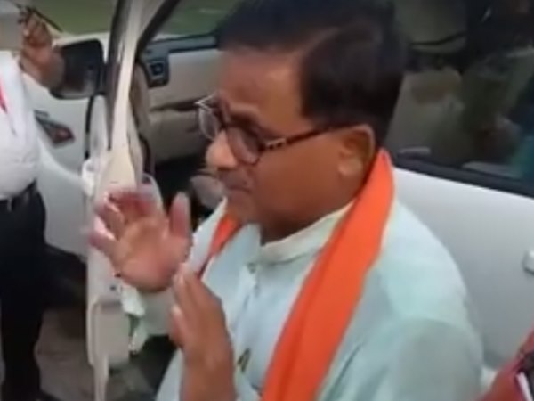 बच्चे पैदा करने को लेकर अभद्रता