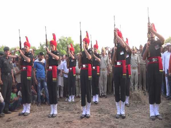 श्रीनगर में चल रहा था शहीन नितिन का इलाज